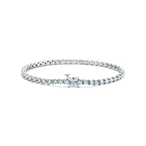 Tennis Bracelet in Platinum with Diamonds®